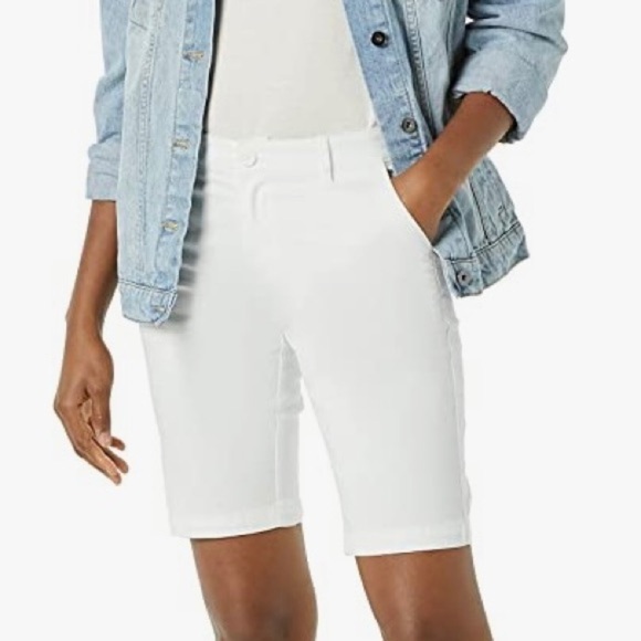 Amazon Essentials size 12 white classic chino shorts NEW - Picture 6 of 7